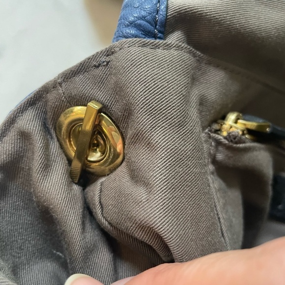 J Crew Margate Blue Leather Crossbody Bag - Picture 8 of 12